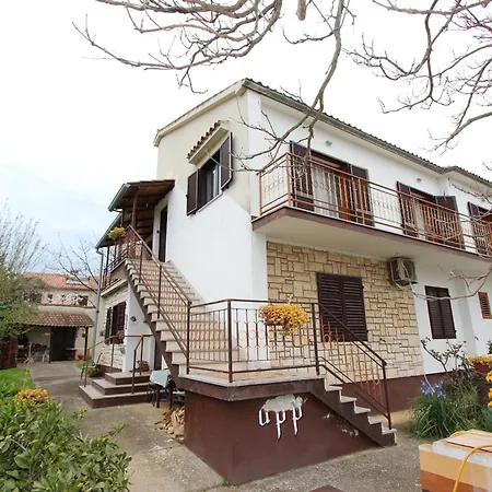 Rosanna 2 Apartman